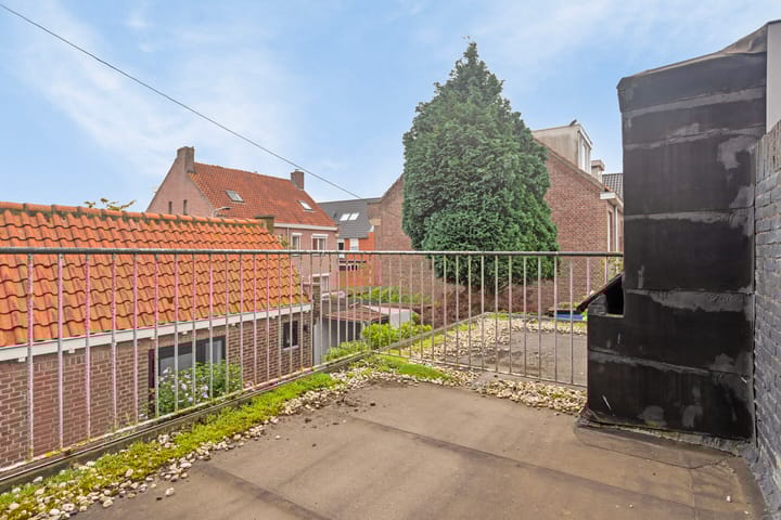 Foto 22 van Ringbaan-Oost 169