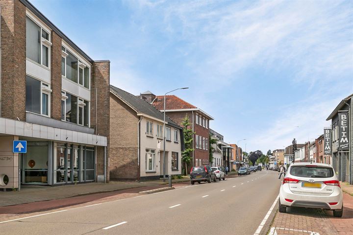 View photo 22 of Leenderweg 106