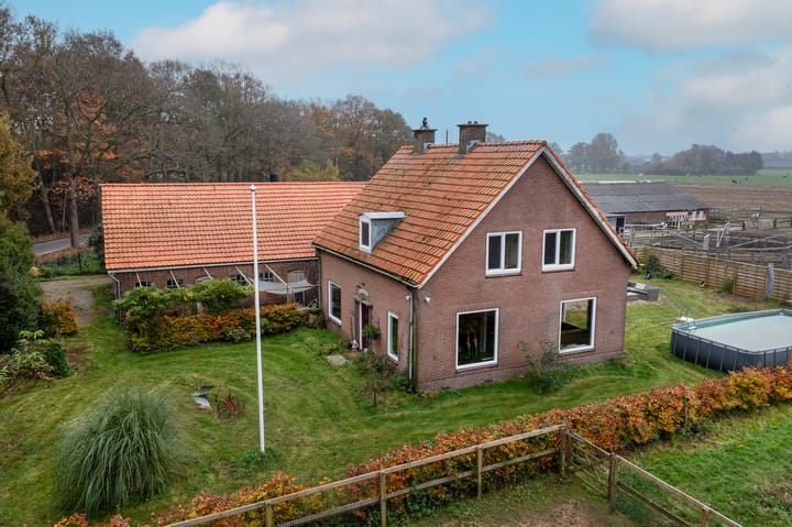 Foto 6 van Voskuilerdijk 8