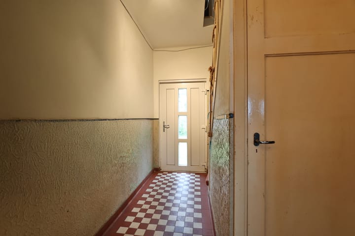 Foto 10 van Voskuilerdijk 8