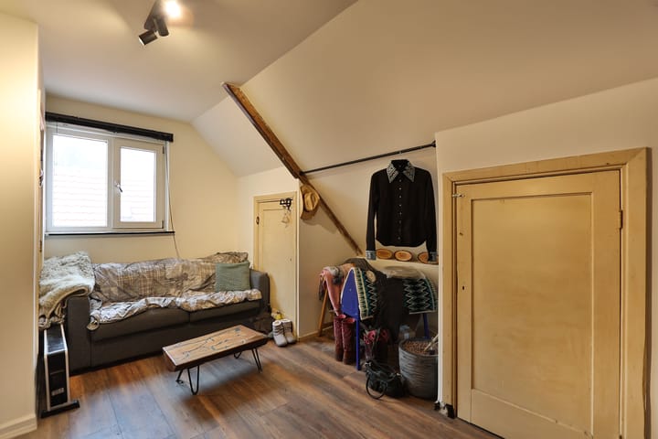 Foto 30 van Voskuilerdijk 8