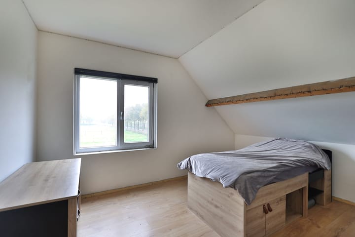 Foto 33 van Voskuilerdijk 8