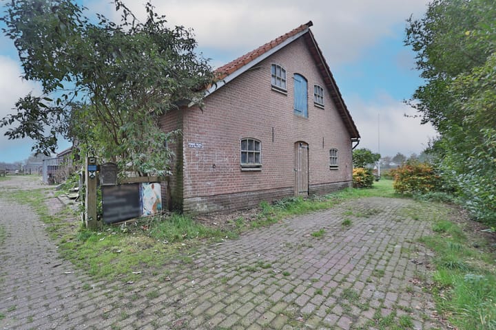 Foto 47 van Voskuilerdijk 8