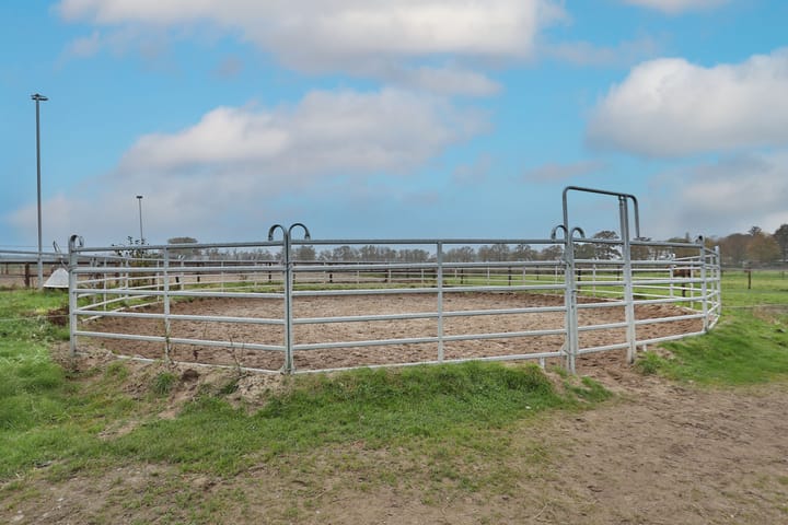 Foto 68 van Voskuilerdijk 8