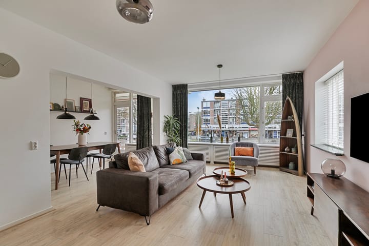 Foto 2 van Nieuwenoord 194