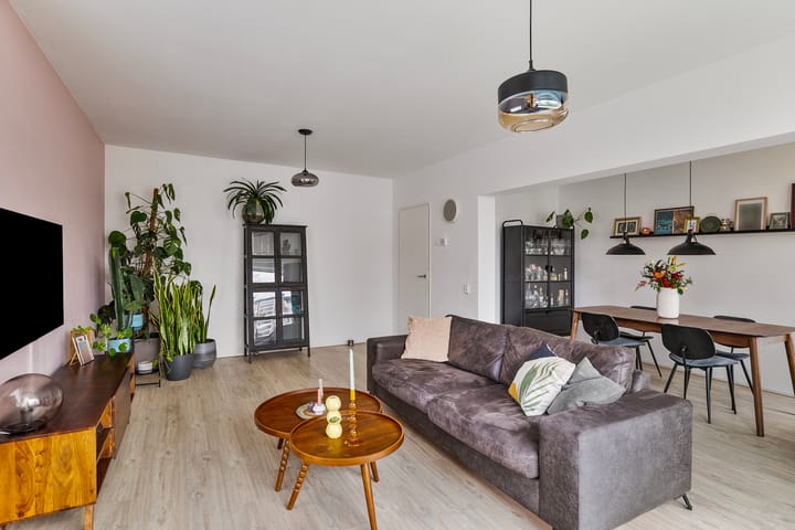 Foto 3 van Nieuwenoord 194