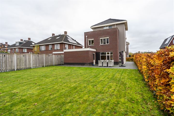 View photo 43 of Sterrenboschlaan 20