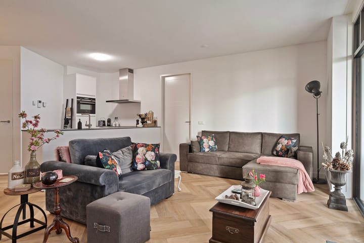 Foto 3 van Grubbenvorstkade 79