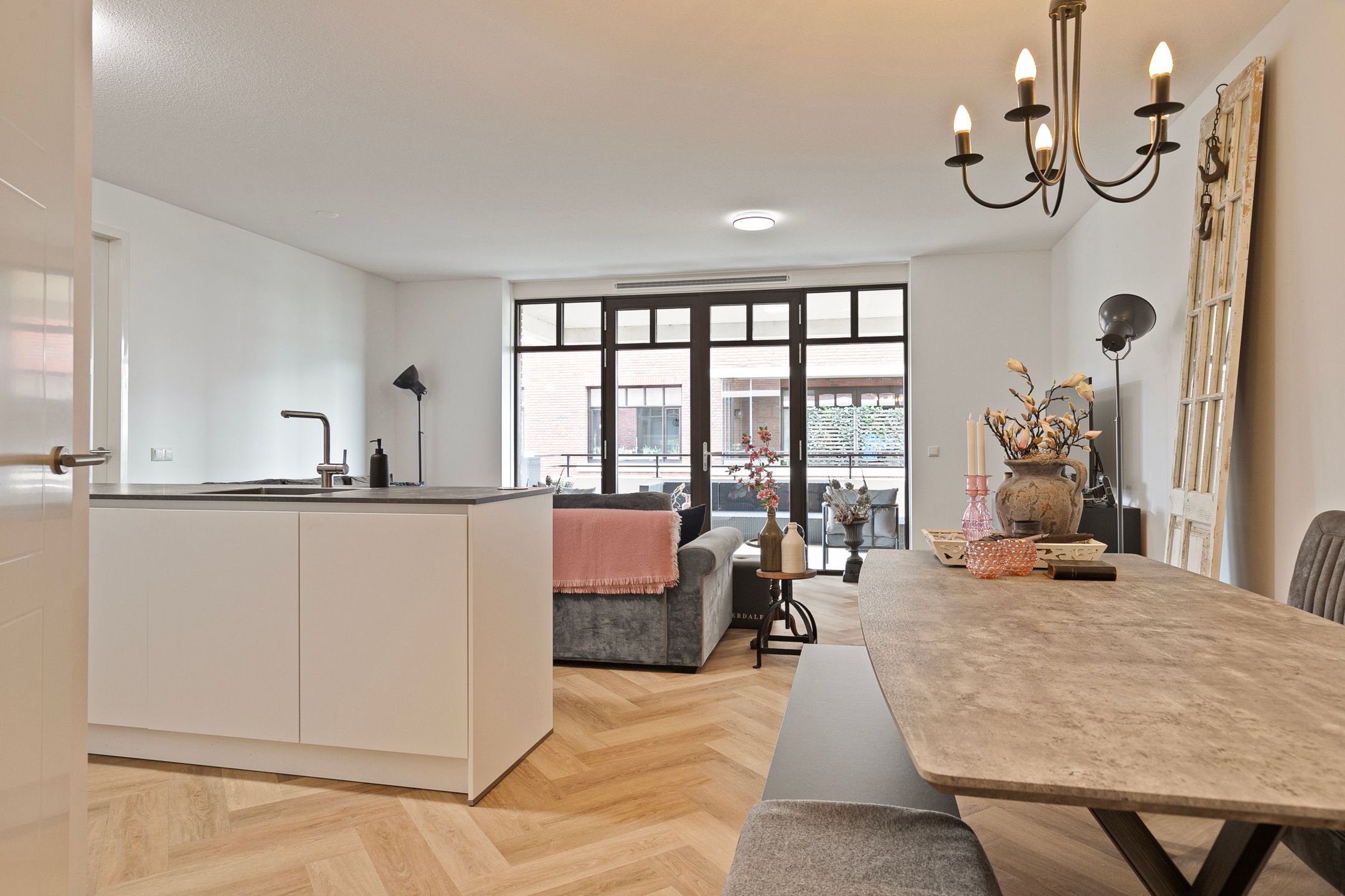 Foto 6 van Grubbenvorstkade 79