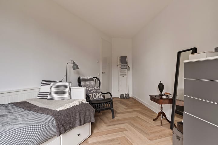 Foto 18 van Grubbenvorstkade 79