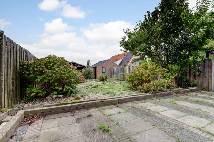 Foto 28 van Wethouder Burgers-stee 15