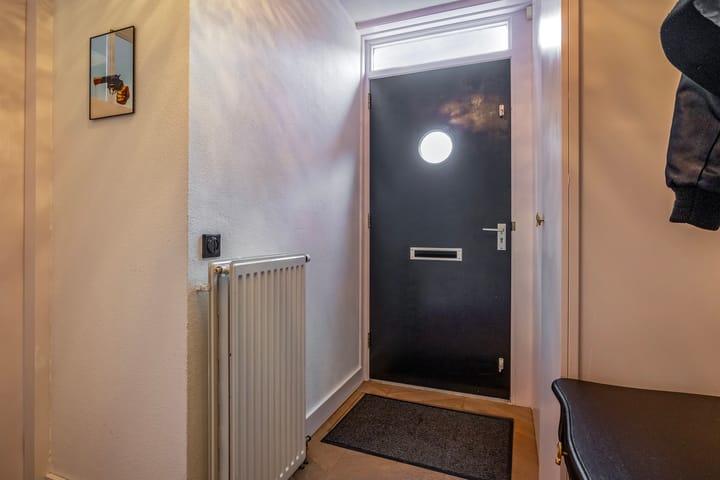 Photo 6 of Rosendaalsestraat 131