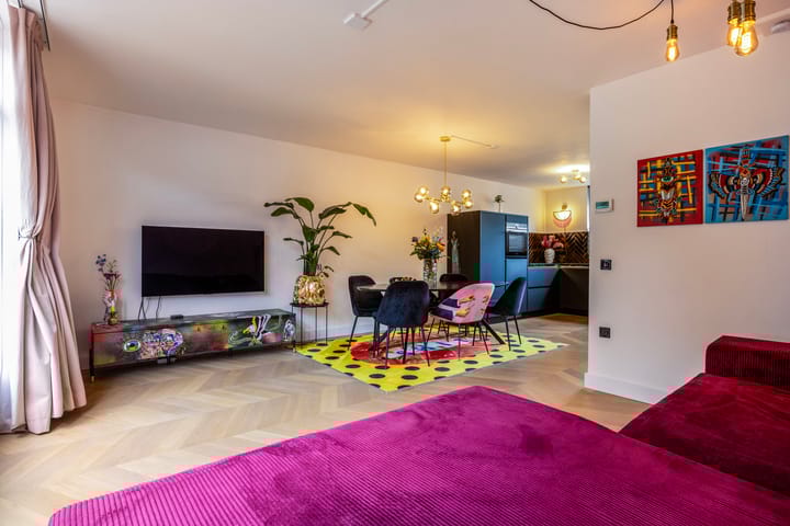 Photo 8 of Rosendaalsestraat 131