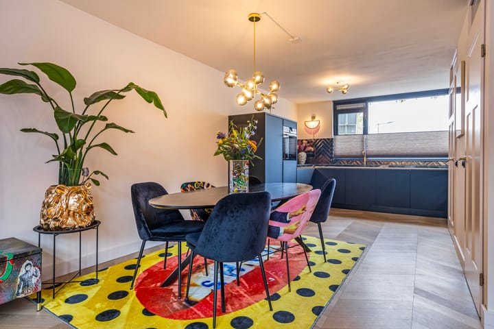 Photo 10 of Rosendaalsestraat 131