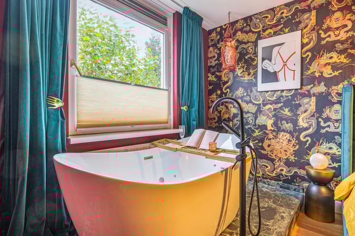 Photo 18 of Rosendaalsestraat 131