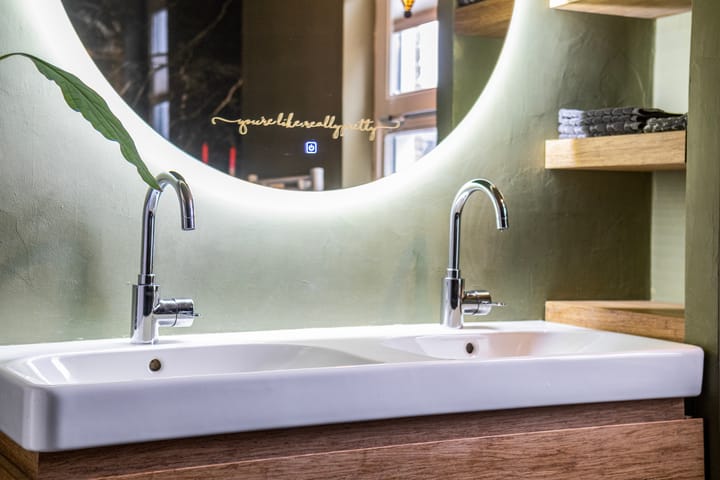 Photo 26 of Rosendaalsestraat 131