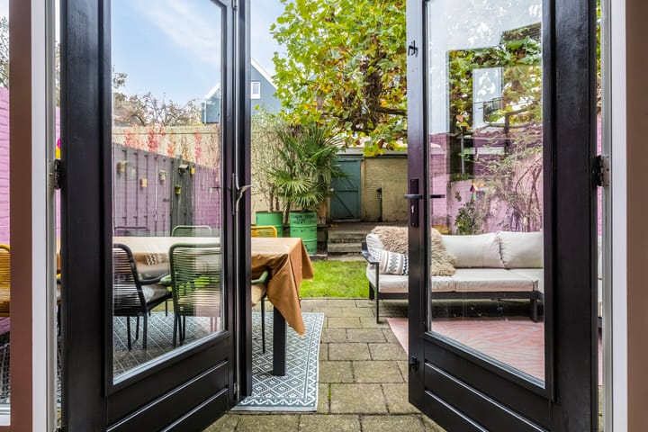 Photo 34 of Rosendaalsestraat 131