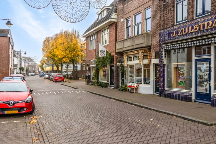 Photo 43 of Rosendaalsestraat 131