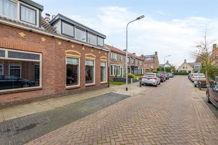 Bekijk foto 4 van Meidoornstraat 31