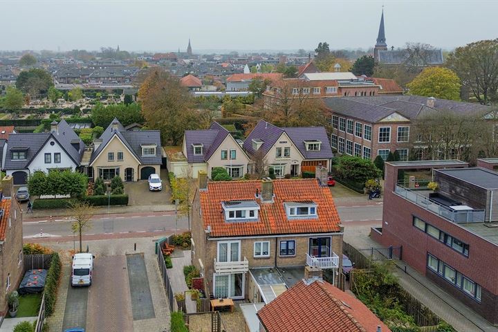 Bekijk foto 38 van Meidoornstraat 31