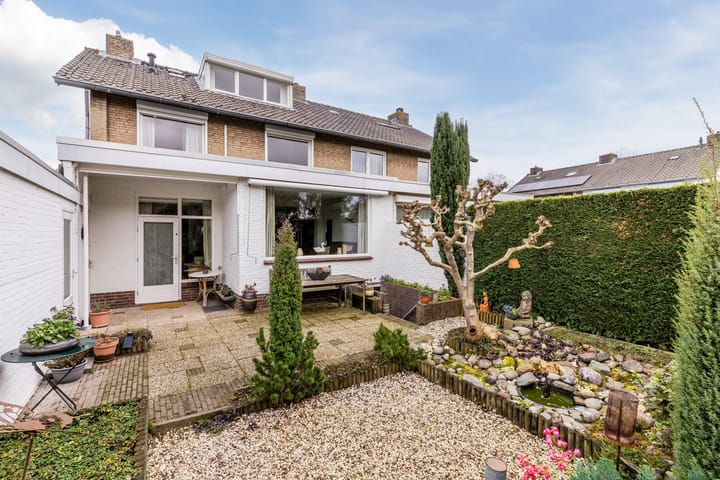 Foto 32 van Beukenlaan 80