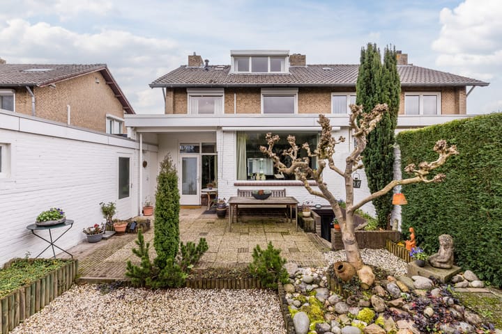 Foto 33 van Beukenlaan 80