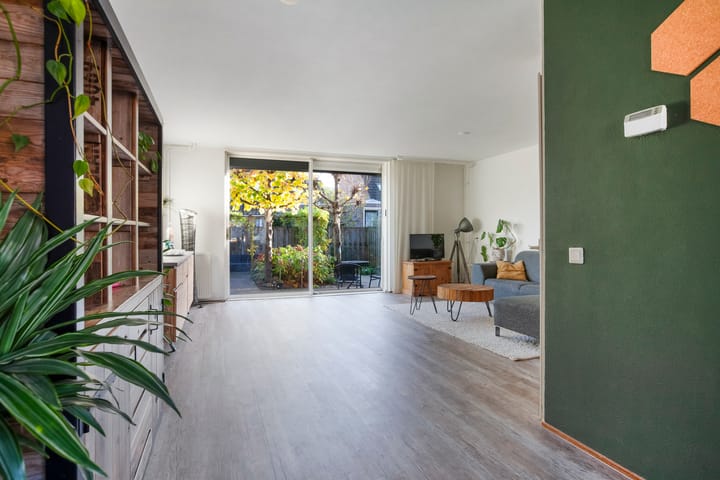 Photo 10 of Calslaan 16