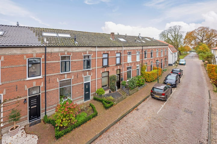 View photo 43 of Rijnstraat 49