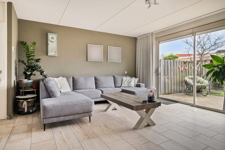 Foto 8 van Snelspoor 6