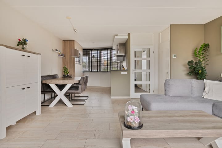 Foto 9 van Snelspoor 6