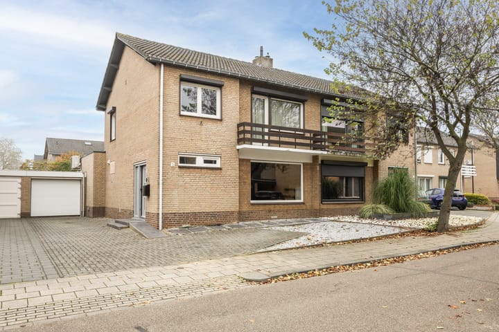 Foto 2 van Baron van Hövelllaan 5