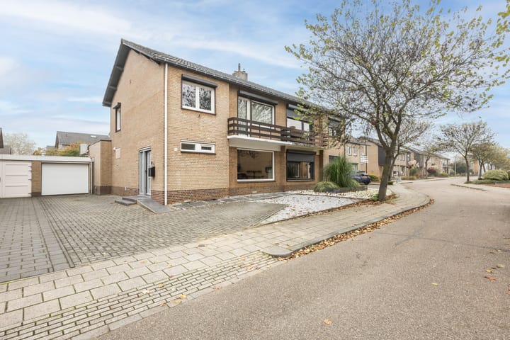 Foto 36 van Baron van Hövelllaan 5