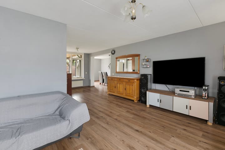 Foto 10 van Kariboelaan 17