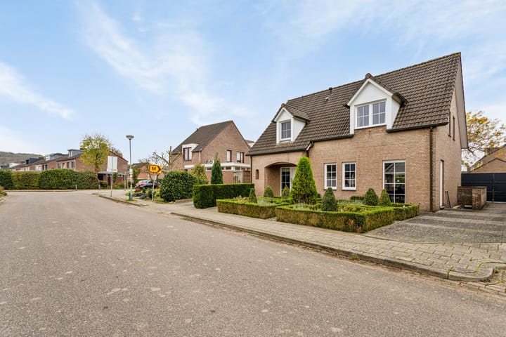 Foto 39 van Vonderstraat 1