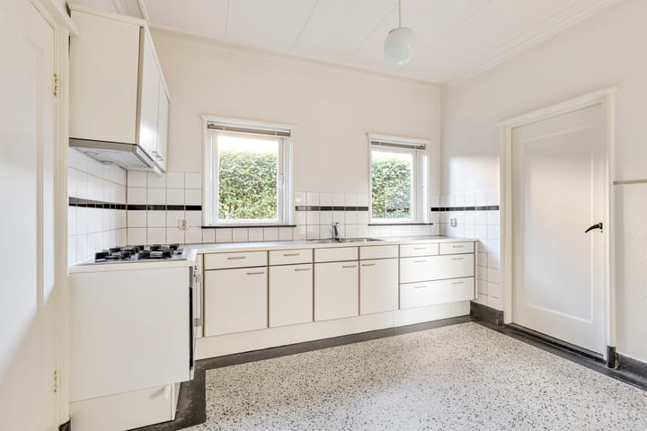 Foto 10 van Doesburgseweg 2