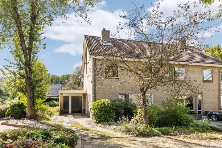 Foto 2 van Melisse 16