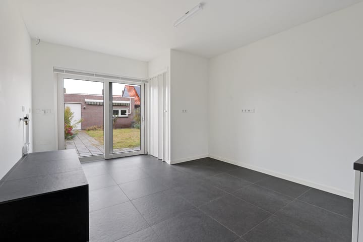 Foto 8 van Jakob Brasserstraat 11