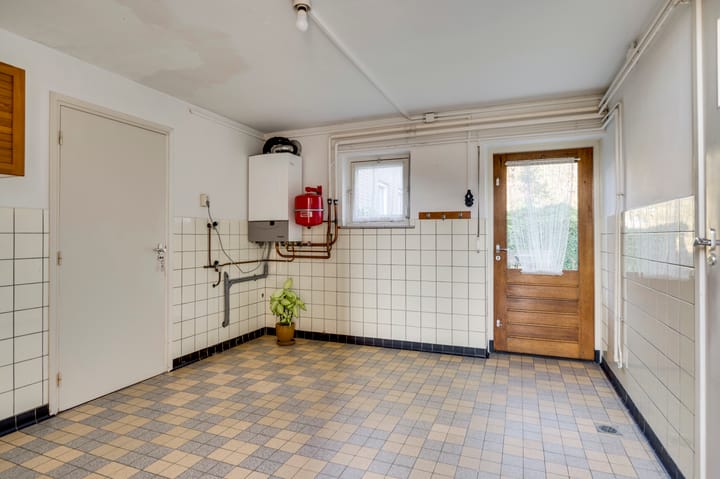 Foto 18 van Azaleaweg 18