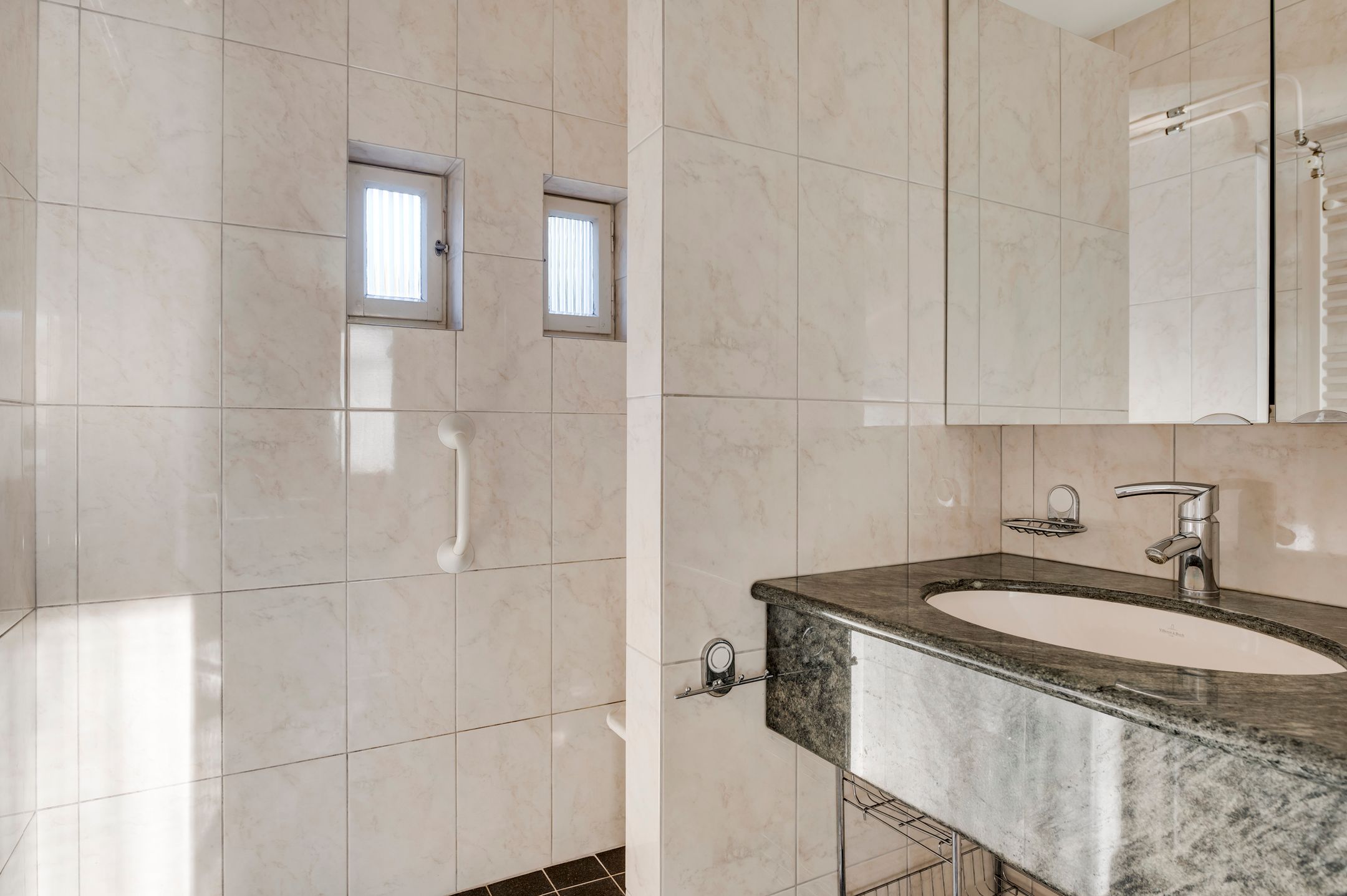 Foto 21 van Azaleaweg 18