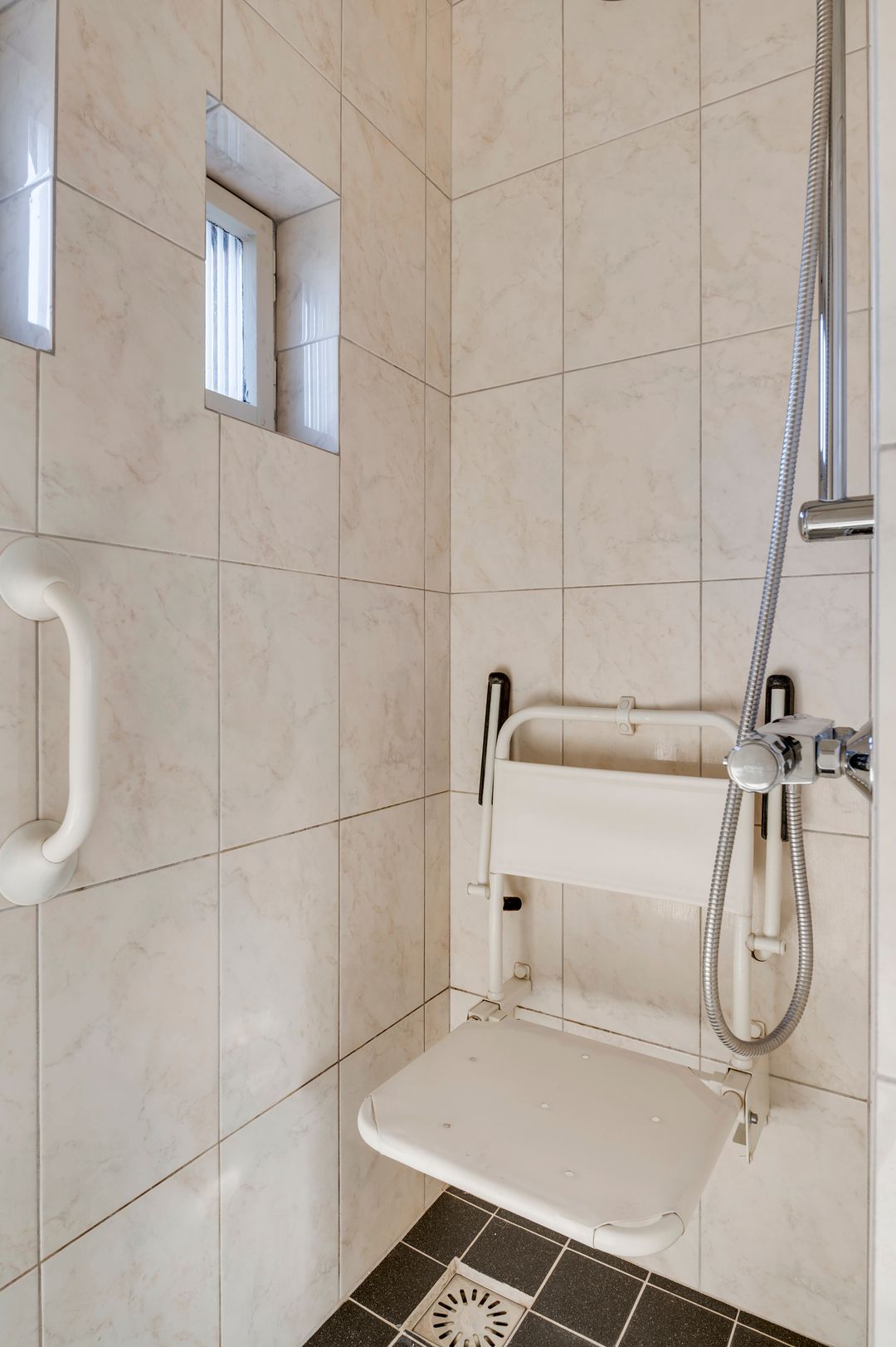 Foto 22 van Azaleaweg 18