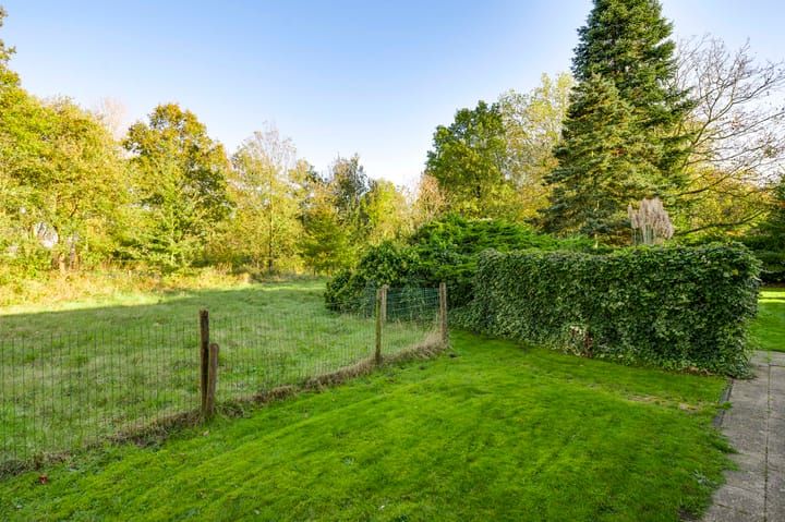 Foto 37 van Azaleaweg 18