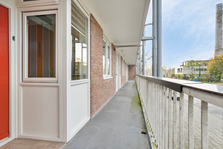 Bekijk foto 4 van Haydnstraat 11-B