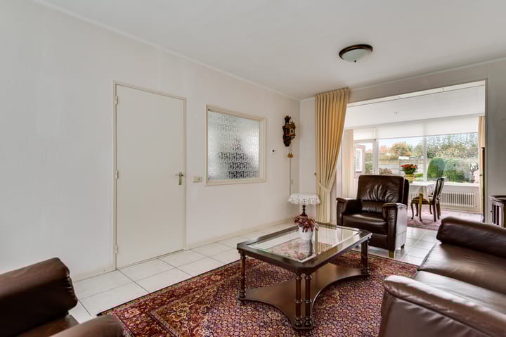 Foto 13 van Oudenakkerstraat 64