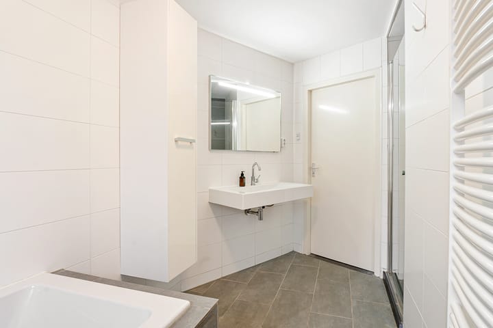 Foto 35 van Bergselaan 139-B