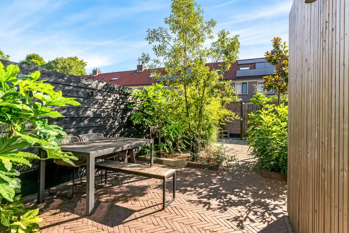 Foto 32 van Hoefijzer 64