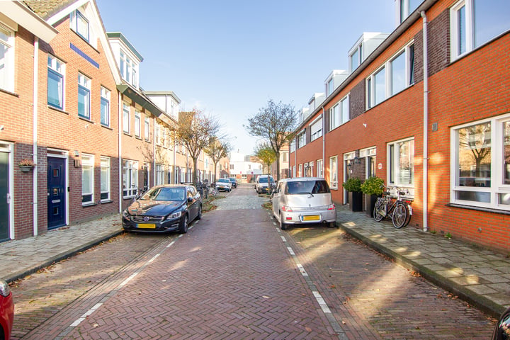 View photo 29 of A.L. Dyserinckstraat 39