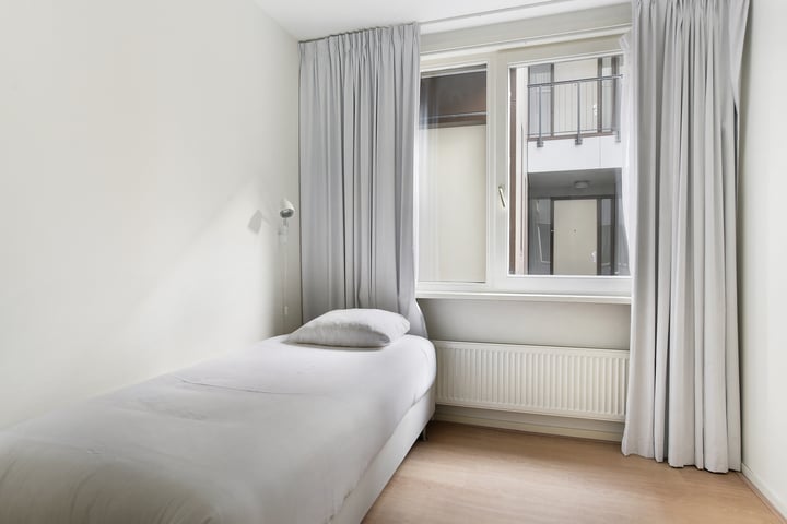 View photo 10 of Herengracht 7-E