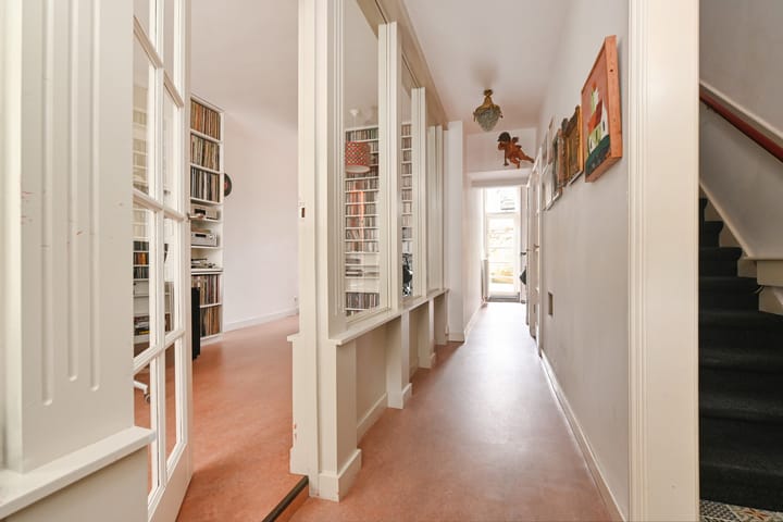 Foto 2 van Newtonstraat 280