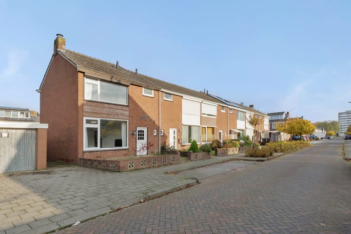 Foto 2 van Maarten Trompstraat 45