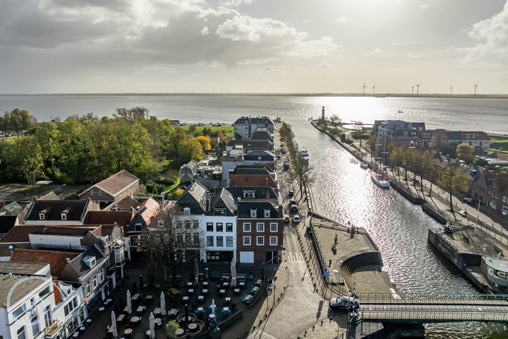 Bekijk foto 1 van Oostzanddijk 4-B